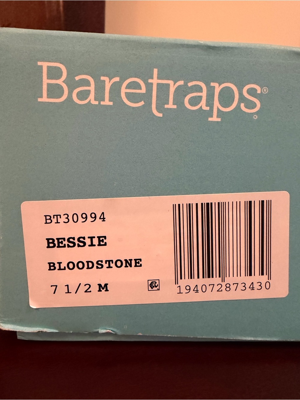 Baretraps Bessie Block Heel Bootie Bloodstone NEW In Box - Picture 7 of 9